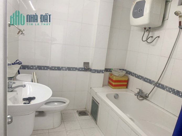 Nhà thuê 3 Tầng mới hẻm 137 Trần Đình Xu P. N Cư Trinh Q1