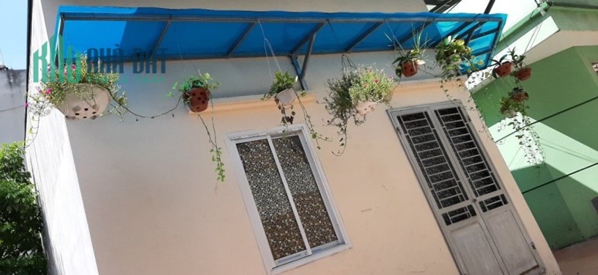 Chính chủ cho thuê nhà cấp 4, diện tích 35M2, 3 mặt thoáng, ô tô đỗ cửa. Vị trí ngõ 181 Nguyễn Văn