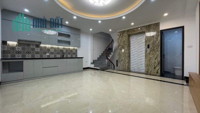 Siêu phẩm 6 tầng thang máy phân lô ô tô vào nhà Minh Khai Hoàng Mai 36m chỉ 5  tỷ lh 0975124520