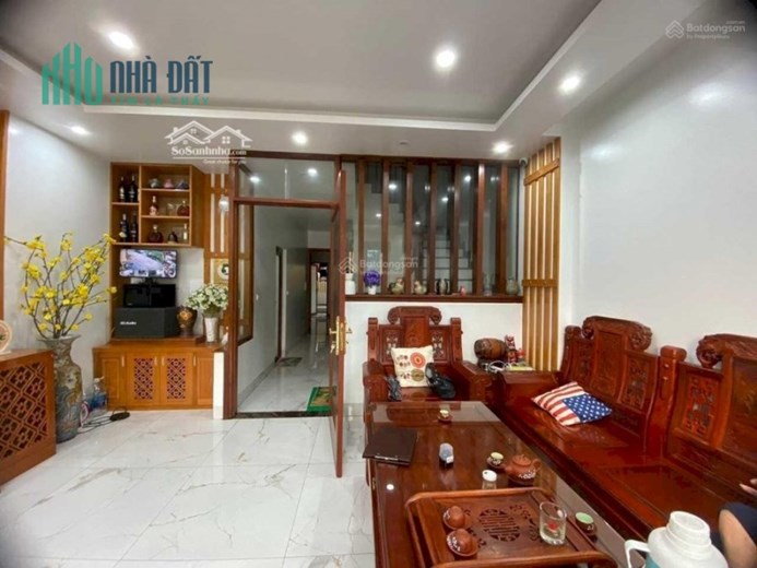 Bán Nhà Phân Lô Đầm Trấu 65m x5 t - 12,8 tỷ