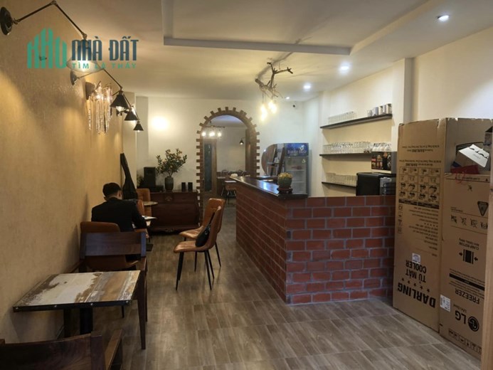Nhà tập thể  tầng 1 Kinh doanh tốt đường Trần Quốc Hoàn- Cầu Giấy, 68m2, 2.7 tỷ