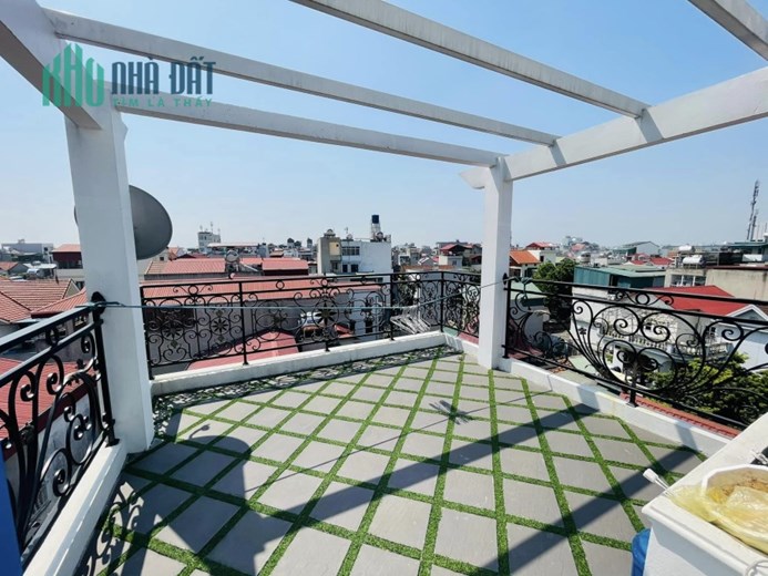 NHÀ ĐẸP SÀI ĐỒNG 53M2 5 TẦNG GẦN HỒ LÔ GÓC NGÕ THÔNG Ô TÔ ĐỖ CỬA 7.1 TỶ