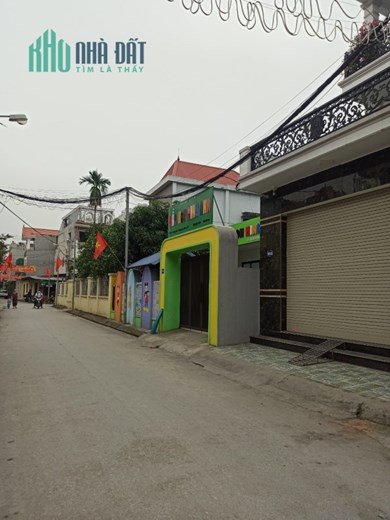 Bán nhà phố Trung Hành, mặt đường kinh doanh tốt, 52m 2 tầng GIÁ 3.15 tỉ ô.tô đỗ 24h