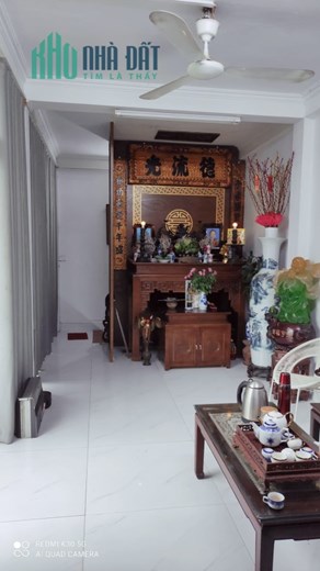 bán nhà mặt phố, lô góc ,kinh doanh 3 tầng 40 m2  tại ngã 5 HÀ HUY TẬP, GIA LÂM  chỉ 2,4 tỷ