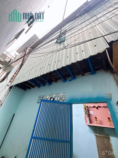 Bán nhà đường Âu Cơ, Tân Phú, DTSD 20m2, 2 tầng, chỉ 1.2 tỷ TL chính chủ.
