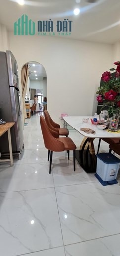 Bán nhà Mặt tiền đường Tân Hương, - Tân Sơn Nhì, DT: 4.3x27m, 5 Tầng - 8PN, giá 20.8 tỷ.
