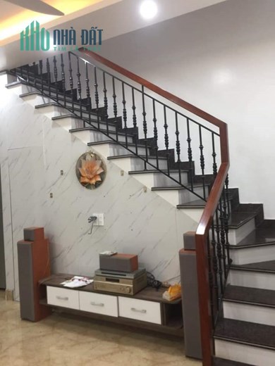 Cho thuê nhà mặt đường gần chợ Lũng Hoa Hải An