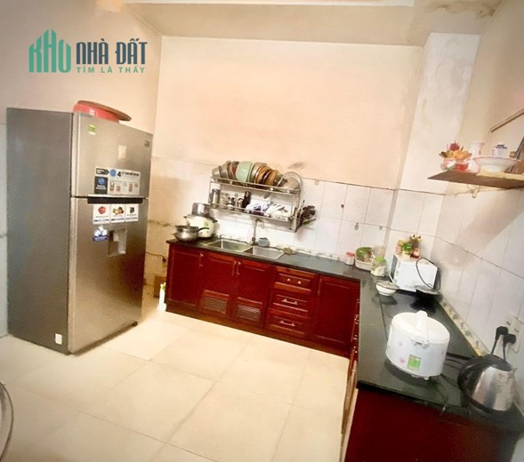 Bán nhà mặt tiền kinh doanh đường số 4, bhha, 3 tầng, 64m2 chỉ 6.8 tỷ, ngay ngã tư 4 xã