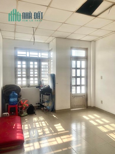 Bán nhà mặt tiền kinh doanh đường số 4, bhha, 3 tầng, 64m2 chỉ 6.8 tỷ, ngay ngã tư 4 xã