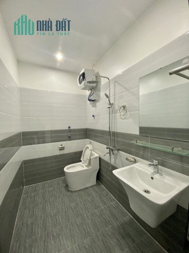 Bán nhà phố Miếu Hai Xã, diện tích 40m x 4 tầng mới tinh, ngõ  nông, GIÁ 2.68 tỉ
