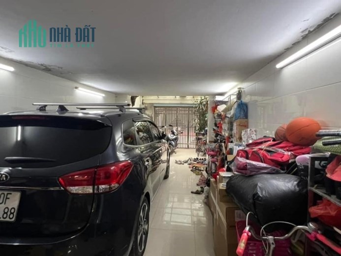 Bán nhà CẦU GIẤY, NGHĨA TÂN 58M,6T, PL ô tô tránh, chỉ 11 tỷ 7