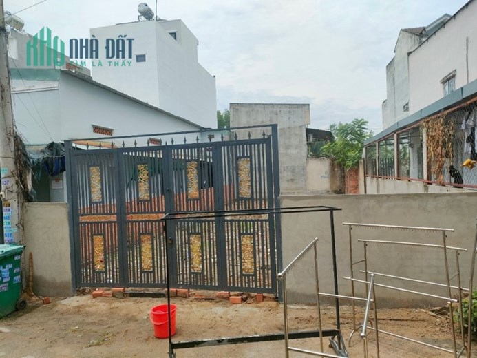 Lô đất mặt tiền hẻm 43k đường 160 tăng nhơn phú A, Diện tích 90m vị trí đẹp