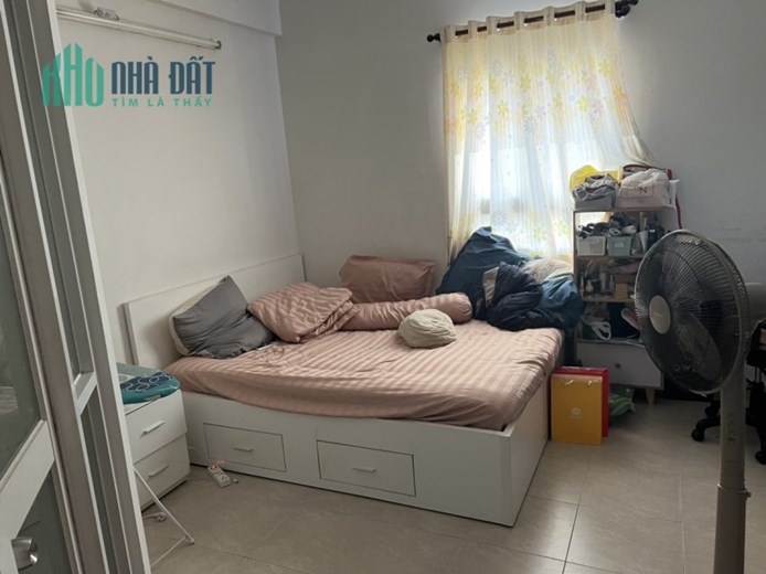 Kẹt tiền bán lỗ căn góc 2PN Ehome 3