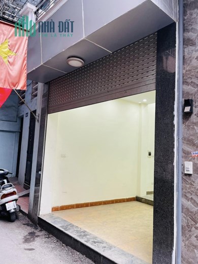 Bán nhà đường Hoàng Mai 56m2, 5 tầng, giá 5.5 tỷ,KD, ô tô qua nhà, sổ đỏ chính chủ nở hậu