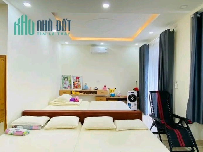 Nhà HXH, 50m2, chỉ có 4.2 tỷ, BTCT