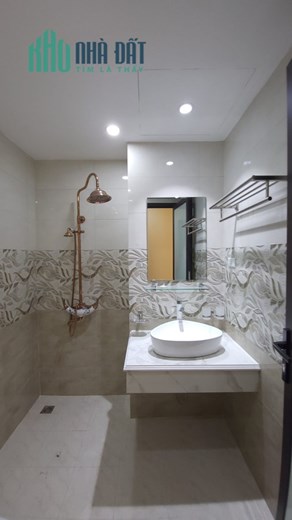 Bán nhà ngõ 604 Ngọc Thuỵ 44m x 4T, oto đỗ cổng, sân rộng, hiếm nhà bán giá chỉ 3 tỷ 3