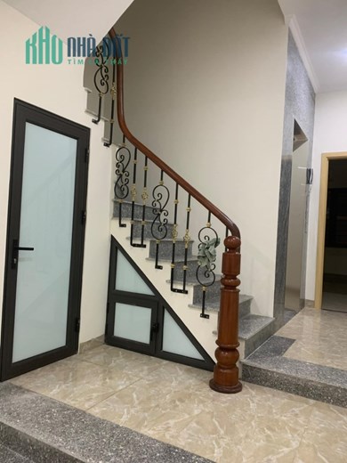 BÁN NHÀ PHÂN LÔ XUAN LA 65M 7 TẦNG THANG MÁY GIÁ 17,5 TỶ
