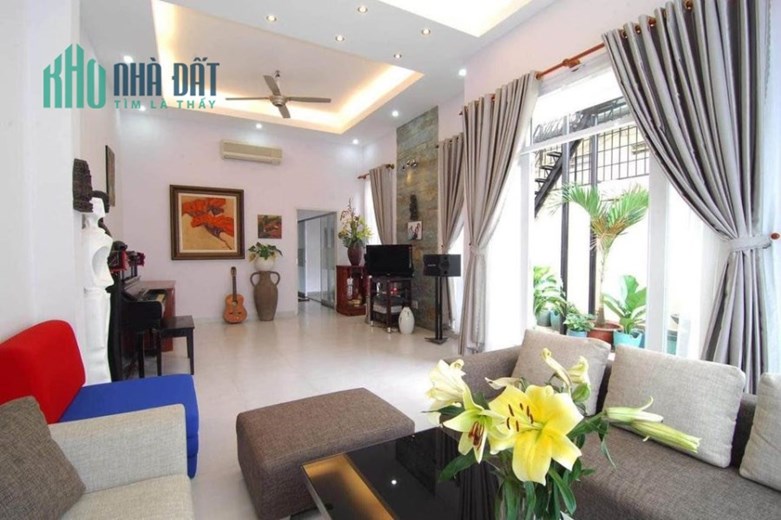 Nhà Mặt Tiền Nở Hậu Hơn 8m P.Tân Quy Trung Tâm Quận 7