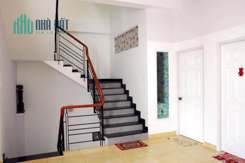 Nhà Mặt Tiền Nở Hậu Hơn 8m P.Tân Quy Trung Tâm Quận 7