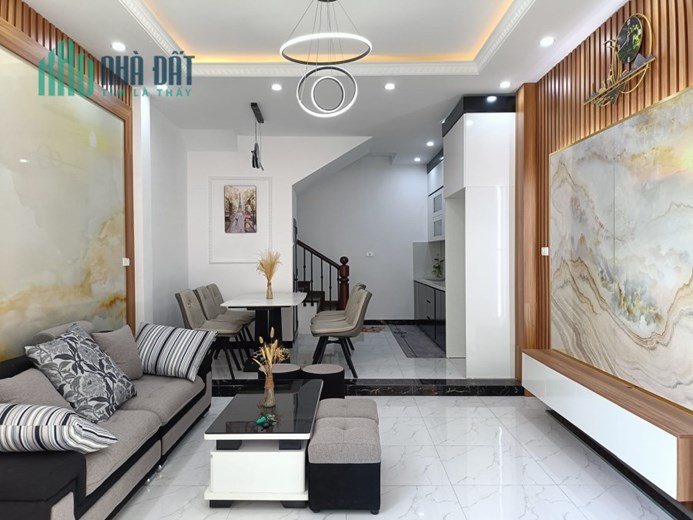 Bán nhà ngõ 604 Ngọc Thuỵ, oto, view hồ, 65m x 3T giá 5 tỷ 15