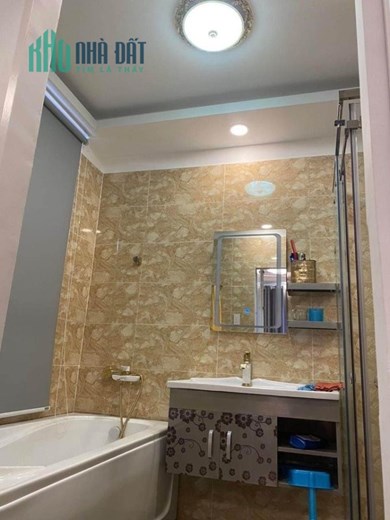 Bán Nhà Nở Hậu 5 Tầng Ngang Hơn 5m - Giáp MT Lâm Văn Bền Vài Mét - Trung Tâm Quận 7 - Giá 6,6Tỷ