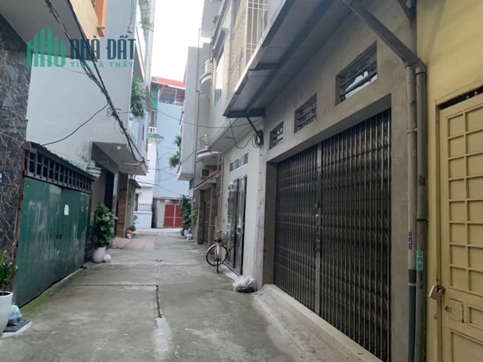 GIÁO SƯ NGHỈ HƯU VỀ QUÊ SỐNG CẦN BÁN CĂN NHÀ 5 TÂNG  ĐƯỢC PHÂN CỦA CÁN BỘ VIÊN CHỨC,NHÀ PHÂN LÔ,  Ô