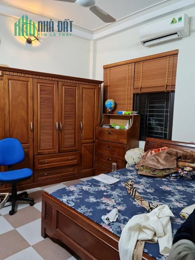 GIÁO SƯ NGHỈ HƯU VỀ QUÊ SỐNG CẦN BÁN CĂN NHÀ 5 TÂNG  ĐƯỢC PHÂN CỦA CÁN BỘ VIÊN CHỨC,NHÀ PHÂN LÔ,  Ô