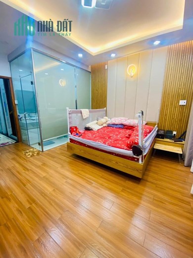 Siêu phẩm tân phú- thoại ngọc hầu- 5 tầng, hèm nhựa 8m, 75m2 chỉ nhình 11 tỷ, mới xây có thang máy.