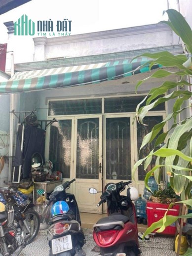 Bán nhà đường Thành Công, Tân phú, gần Tân sơn nhì, 56m2 khu kinh doanh đông đúc