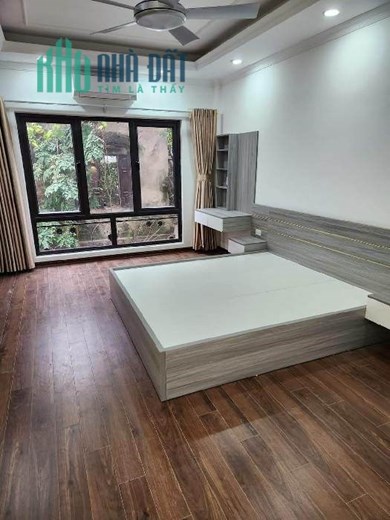 Cần bán  Nhà Nguyễn Chính, Hoàng Mai, ngõ to, dt to nhà mặt ngõ, 10m ô tô, 40m ô tô tải đỗ, giá chỉ