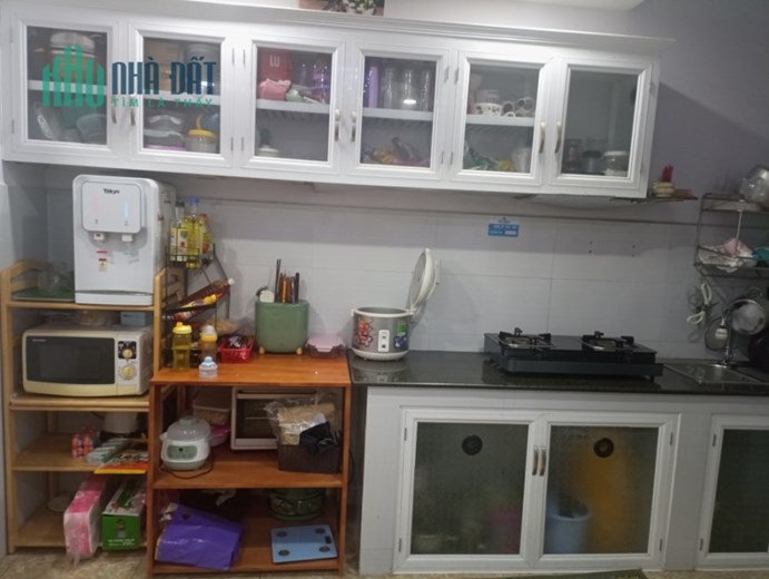 Bán nhà đường cách mạng 90m2 mặt tiền 9m xe hơi ngủ trước nhà, vị trí cực đắc địa