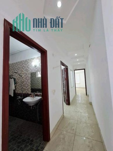Bán nhà Trần Quang Diệu, Hoàng Cầu, 50m2, Ô tô, View Thoáng, Kinh doanh, Đống Đa, 9,56 tỷ