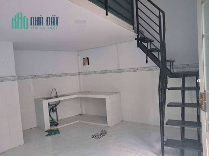 BÁN NHÀ  SỔ HỒNG RIÊNG, 24M2, 2TẦNG, NGAY BỆNH VIỆN THỦ ĐỨC, 1 TỶ 550