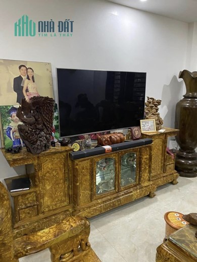 CHÍNH CHỦ BÁN TÒA NHÀ 7 TẦNG Ô TÔ DỪNG ĐỖ. NHÀ CỰC HIẾM TIỆN ÍCH NGẬP TRÀN