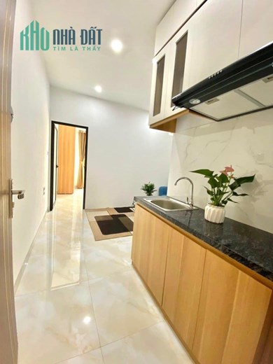 Chính Chủ Bán Cắt Lỗ Căn Nhà 7 Tầng Phân Lô Thang Máy. 13 Phòng Khép Kín. Ô Tô Tránh.