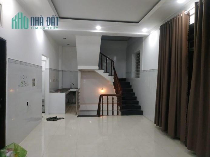 Chính chủ bán nhà 3 tầng đường hòa bình, hẻm 8m có vỉa hè, 84m2 chỉ 10.9 tỷ TL