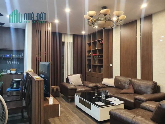 Mặt phố Nguyễn Hoàng sầm uất gần BX Mỹ Đình, 2 mặt đường, 80m2 chỉ 30.9 tỷ. LH 0989.62.6116