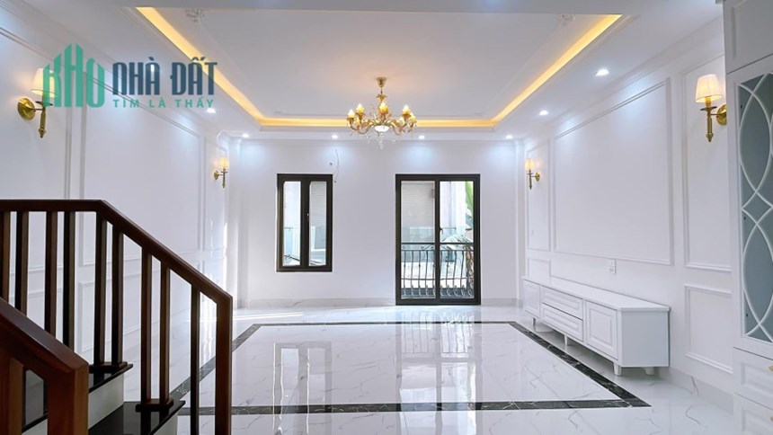 BÁN NHÀ NGUYỄN VĂN CỪ 71M2 5 TẦNG MT 5M GARA O TO THANG MÁY 10.5 TỶ