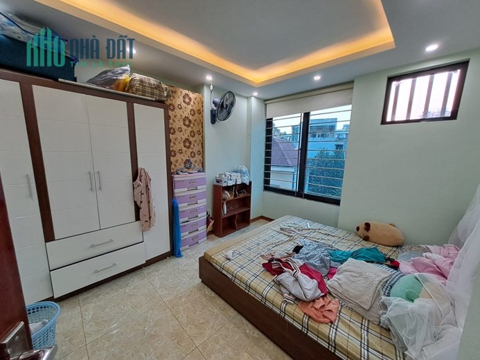 Bán nhà Xuân La, 55m2, mt5,2m, 5T, ô tô, lô góc, 7.3 tỷ, Tây Hồ.