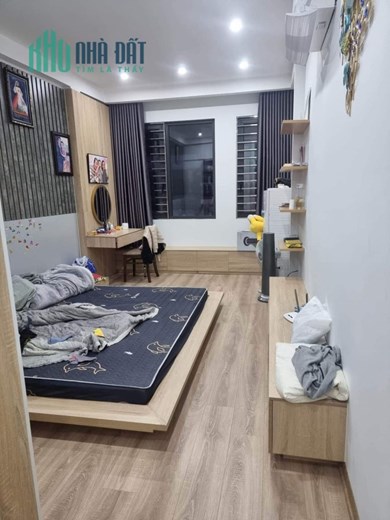 CẦN BÁN GẤP NHÀ MẶT PHỐ KINH DOANH Ô TÔ TRÁNH HOÀNG CÔNG CHẤT, TỪ LIÊM . DIỆN TÍCH 48M2 X 5 TẦNG.