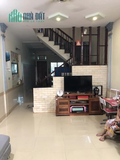 Cho thuê nhà nguyên căn, 50m2, 5t, 5m, 6ngủ, Thái Hà, Đống Đa.
