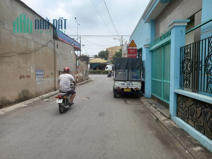 Bán đất Hẻm Ô TÔ Đ.Nguyễn Thị Sóc XÃ Bà Điểm HUYỆN Hóc Môn, 78m2, Ngan 4m dài 20m, Chỉ cần 2.19 tỷ