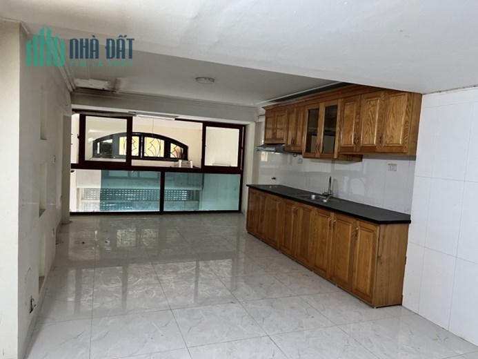 ⭐️ Nhỏ Tiền - Mặt phố VIP Hào Nam, Vỉa hè, KD, 45m2 5T MT 3.6m, Giảm chào 16.5 Tỷ ⭐️