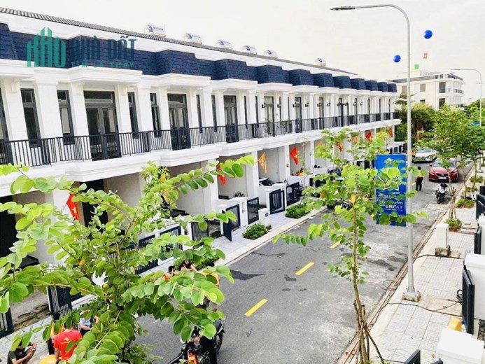 GIẢM CHỈ CÒN 5TRIỆU/THÁNG nhà cho thuê nguyên căn,dọn vào ở ngay