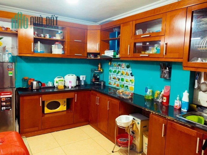 Bán gấp nhà Phương Mai, Đống Đa, 40m, 4T, Phân lô, Full nội thất, nhỉnh 4 tỷ.