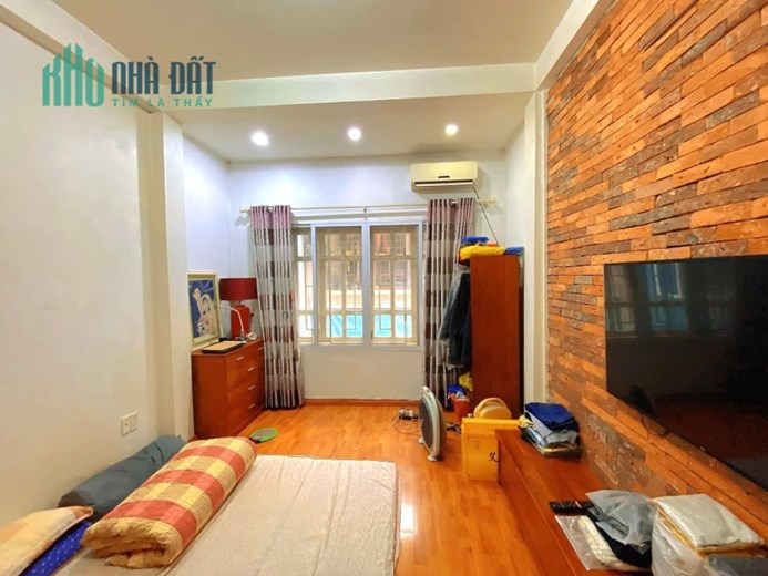 SIÊU PHẨM TRẦN QUỐC HOÀN-Ô TÔ TRÁNH-Ngõ thông 2 thoáng-45m2-9,1tỷ