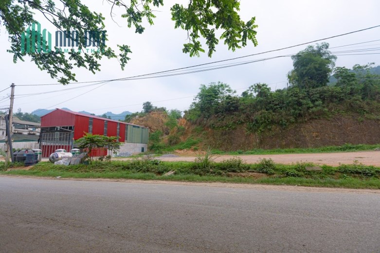 Do không có nhu cầu sử dụng . Gia đình bán 2 mảnh đất sát nhau tổng diện tích 320m2( 160x2)