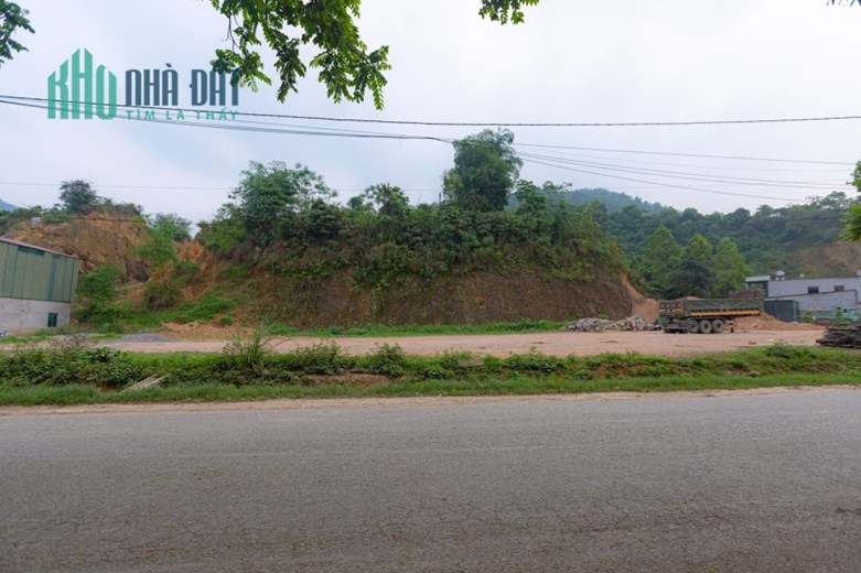 Do không có nhu cầu sử dụng . Gia đình bán 2 mảnh đất sát nhau tổng diện tích 320m2( 160x2)