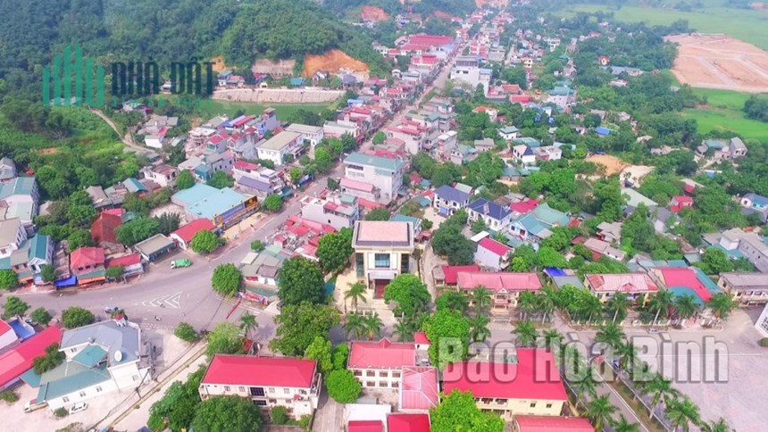 Do không có nhu cầu sử dụng . Gia đình bán 2 mảnh đất sát nhau tổng diện tích 320m2( 160x2)