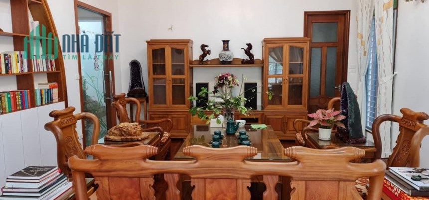 Bán nhà mặt phố Đào Tấn, DT 110m2, MT rộng 6m, vỉa hè đá bóng, kinh doanh quận Ba Đình